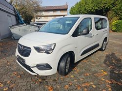 Weiß Gebraucht 2021 Opel Combo Life Edition Van / Kleinbus | 18.600 € (Teuer)