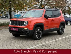 Orange Gebraucht 2016 Jeep Renegade Trailhawk SUV | 9.976 € (Fairer Preis)