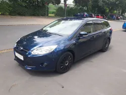 Blau Gebraucht 2013 Ford Focus Champions Edition Limousine | 5.000 € (Guter Preis)