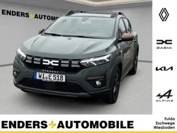 Grau Gebraucht 2024 Dacia Sandero Extreme Kleinwagen | 18.690 € (Guter Preis)