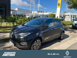 Schwarz Gebraucht 2023 Renault Zoe Iconic Kleinwagen | 24.489 € (Teuer)