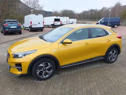 Quantumgelb metallic Gebraucht 2022 Kia XCeed Edition 7 SUV | 20.000 € (Fairer Preis)