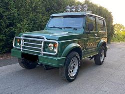 Grün Gebraucht 1999 Suzuki Samurai SUV | 13.500 € (Teuer)