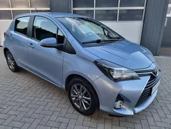 Blau Gebraucht 2015 Toyota Yaris Comfort Limousine | 8.890 € (Fairer Preis)
