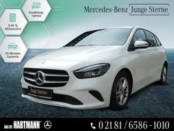 Weiß Gebraucht 2019 Mercedes B180 Business Van / Kleinbus | 20.750 € (Guter Preis)