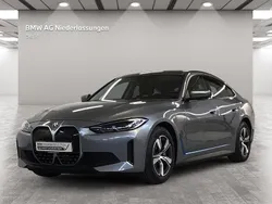 Grau Gebraucht 2022 BMW i4 Limousine | 37.700 € (Fairer Preis)