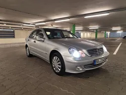 Silber Gebraucht 2004 Mercedes 200 Limousine | 5.999 € (Fairer Preis)