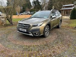 Grün Neu 2025 Subaru Outback Platinum SUV | 47.990 € (Fairer Preis)