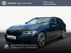 Schwarz Gebraucht 2022 BMW 530e Sport Line Kombi | 52.990 €
