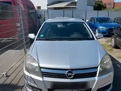 Silber Gebraucht 2005 Opel Astra Limousine | 1.000 € (Guter Preis)
