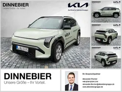 Grün (metallic) Gebraucht 2024 Kia EV3 3 SUV | 40.290 € (Teuer)