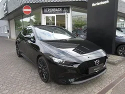 Schwarz Neu 2025 Mazda 3 Nagisa Limousine | 29.450 € (Fairer Preis)