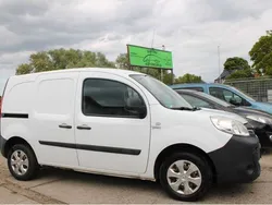 Mineral weiss Gebraucht 2015 Renault Kangoo Rapid Extra Van / Kleinbus | 6.990 € (Fairer Preis)