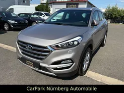 Gold Gebraucht 2017 Hyundai Tucson Premium SUV | 17.599 € (Guter Preis)