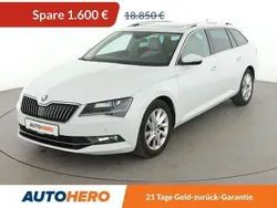 Weiß Gebraucht 2016 Skoda Superb Style Limousine | 17.250 € (Fairer Preis)