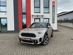 Grau Gebraucht 2022 Mini One Countryman SUV | 25.900 € (Etwas zu teuer)