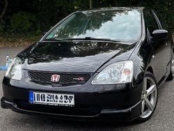 Schwarz Gebraucht 2001 Honda Civic Type R Limousine | 6.199 € (Etwas zu teuer)