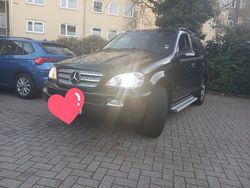 Schwarz Gebraucht 2005 Mercedes ML270 Edition SUV | 3.900 € (Superpreis)