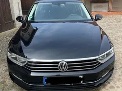 Schwarz Gebraucht 2018 VW Passat Comfortline Kombi | 14.900 € (Fairer Preis)