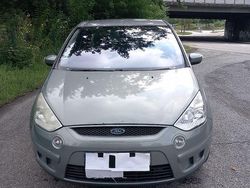 Silber Gebraucht 2009 Ford S-MAX Trend Van / Kleinbus | 2.500 € (Fairer Preis)