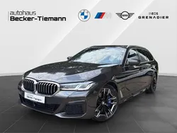 Sophistograu brillanteffekt Gebraucht 2022 BMW 540 M Sport Kombi | 46.588 € (Fairer Preis)