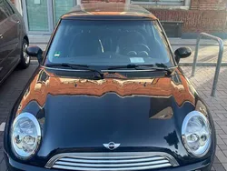 Schwarz Gebraucht 2004 Mini Cooper Kleinwagen | 2.300 €