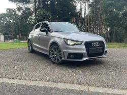 Silber Gebraucht 2015 Audi A1 S-Line Kleinwagen | 12.500 € (Fairer Preis)
