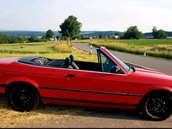 Rot Gebraucht 1988 BMW 320 Cabriolet Cabrio | 10.500 €