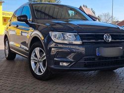 Grau Gebraucht 2019 VW Tiguan IQ Drive SUV | 17.999 € (Fairer Preis)