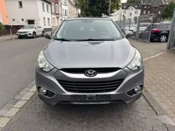 Grau Gebraucht 2011 Hyundai ix35 Style SUV | 9.999 € (Fairer Preis)