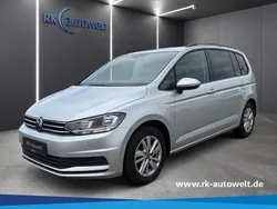 Silber Gebraucht 2021 VW Touran Comfortline Van / Kleinbus | 24.790 € (Superpreis)