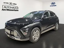 Abyss black / mic Neu 2024 Hyundai Kona Trend SUV | 28.799 € (Fairer Preis)