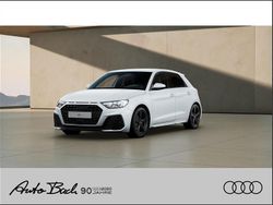 Gletscherweiß metallic Neu 2026 Audi A1 Sportback S-Line Kleinwagen | 36.350 € (Teuer)