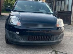 Blau Gebraucht 2006 Ford Fiesta Kleinwagen | 650 € (Superpreis)