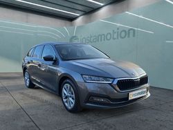 Grau Gebraucht 2022 Skoda Octavia Kombi | 29.499 € (Teuer)