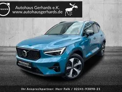 Fjord blue / metallic Gebraucht 2024 Volvo XC40 Plus SUV | 37.888 € (Fairer Preis)