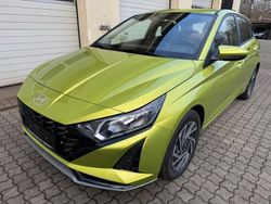 Gelb Neu 2025 Hyundai i20 Trend Limousine | 19.950 € (Superpreis)