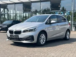 Glaciersilber Gebraucht 2019 BMW 218 Active Tourer Advantage Van / Kleinbus | 17.390 € (Fairer Preis)