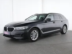 Schwarz Gebraucht 2022 BMW 520 Sport Line Limousine | 31.442 € (Superpreis)