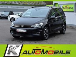 Schwarz Gebraucht 2024 VW Touran Van / Kleinbus | 30.980 € (Guter Preis)