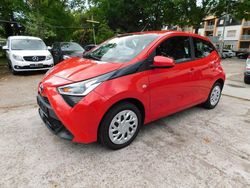 Rot Gebraucht 2020 Toyota Aygo X-play Kleinwagen | 6.800 € (Superpreis)