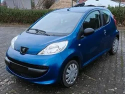 Blau Gebraucht 2006 Peugeot 107 Kleinwagen | 1.250 € (Etwas zu teuer)