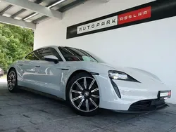Grau Gebraucht 2022 Porsche Taycan 4S Chrono Limousine | 71.880 € (Fairer Preis)