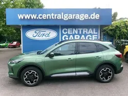 Grün Gebraucht 2024 Ford Kuga Active X SUV | 37.900 € (Guter Preis)