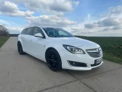 Weiß Gebraucht 2013 Opel Insignia OPC Kombi | 6.400 € (Fairer Preis)