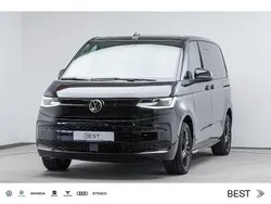 Schwarz Gebraucht 2022 VW Multivan Basis Van / Kleinbus | 46.995 € (Teuer)