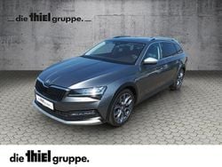 Grau Gebraucht 2022 Skoda Superb Scout 4x4 Kombi | 26.990 € (Fairer Preis)
