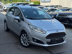 Silber Gebraucht 2015 Ford Fiesta Titanium Kleinwagen | 9.500 € (Fairer Preis)