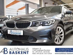 Grau Gebraucht 2020 BMW 320 Advantage Kombi | 26.980 € (Fairer Preis)
