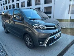 Grau Gebraucht 2018 Toyota Proace Van | 27.900 € (Teuer)